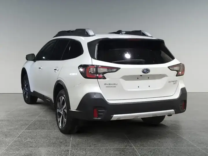 Subaru Outback 2022 photo 3