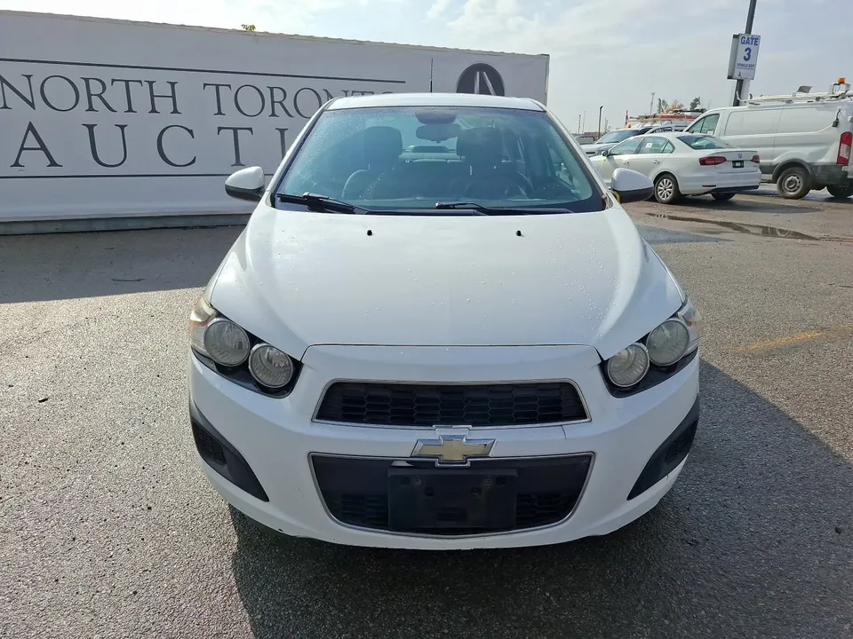 Chevrolet Sonic 2013 photo 2