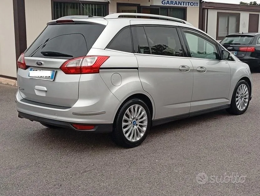 Ford C-Max 2015 photo 4