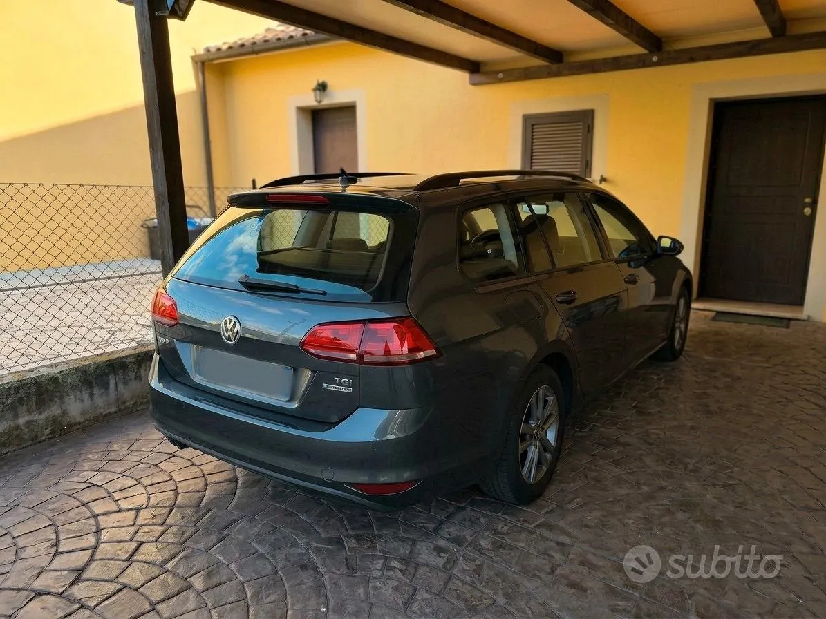 Volkswagen Golf 2018 photo 2