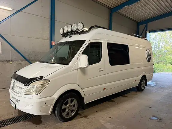 Mercedes-Benz Sprinter 318