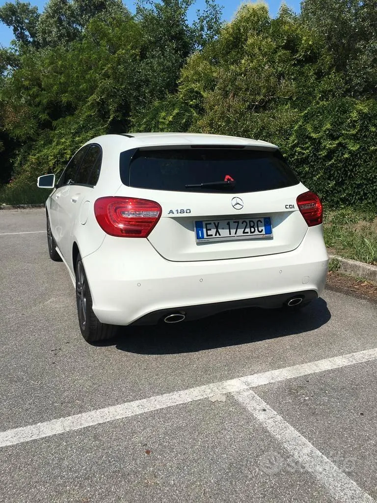 Mercedes-Benz A 2014 photo 3