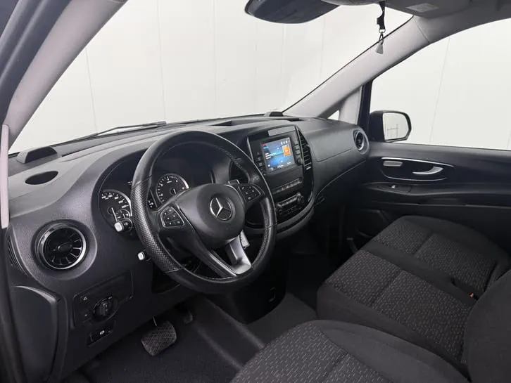 Mercedes-Benz Vito 2022 photo 3