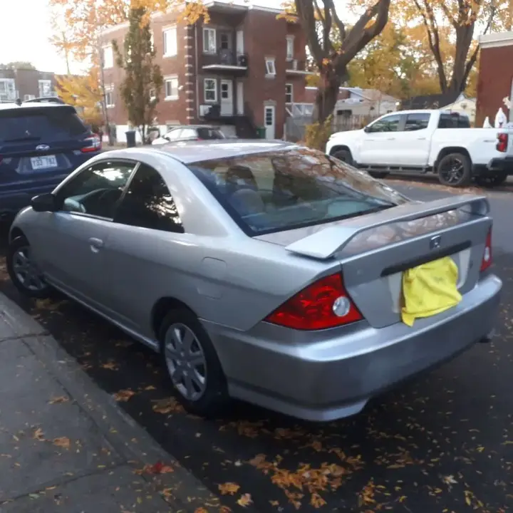 Honda Civic 2005 photo 3