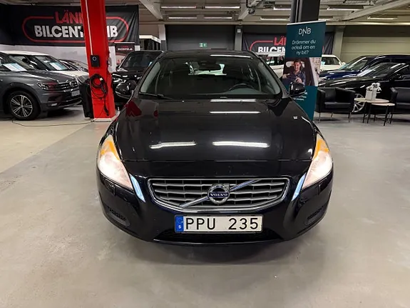 Volvo V60 2013 photo 2