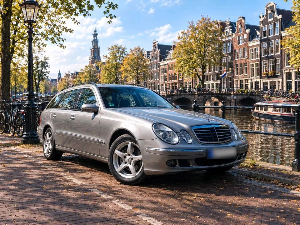 Mercedes-Benz E240