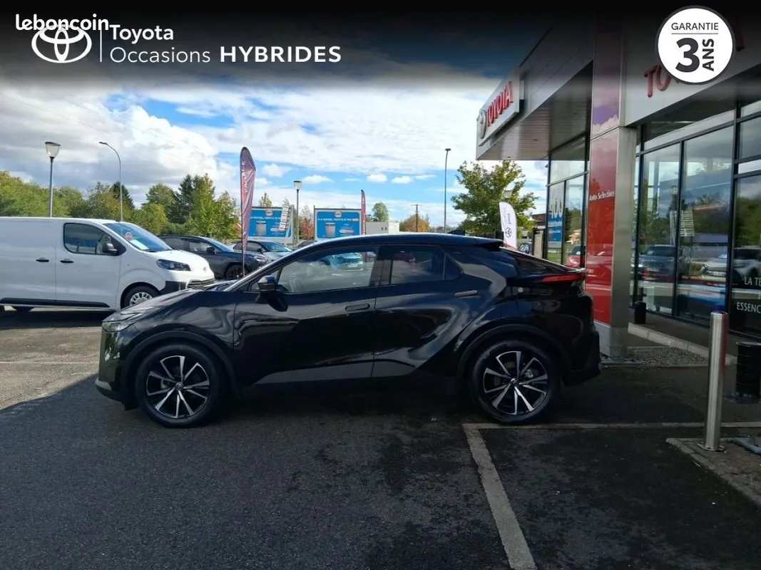 Toyota C-Hr 2025 photo 3