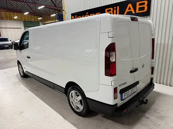 Nissan Nv300 2017 photo 3