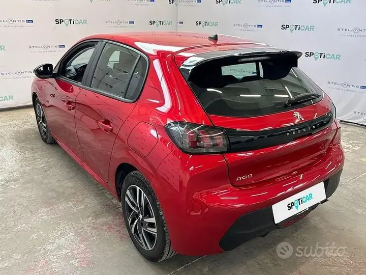Peugeot 208 2023 photo 3