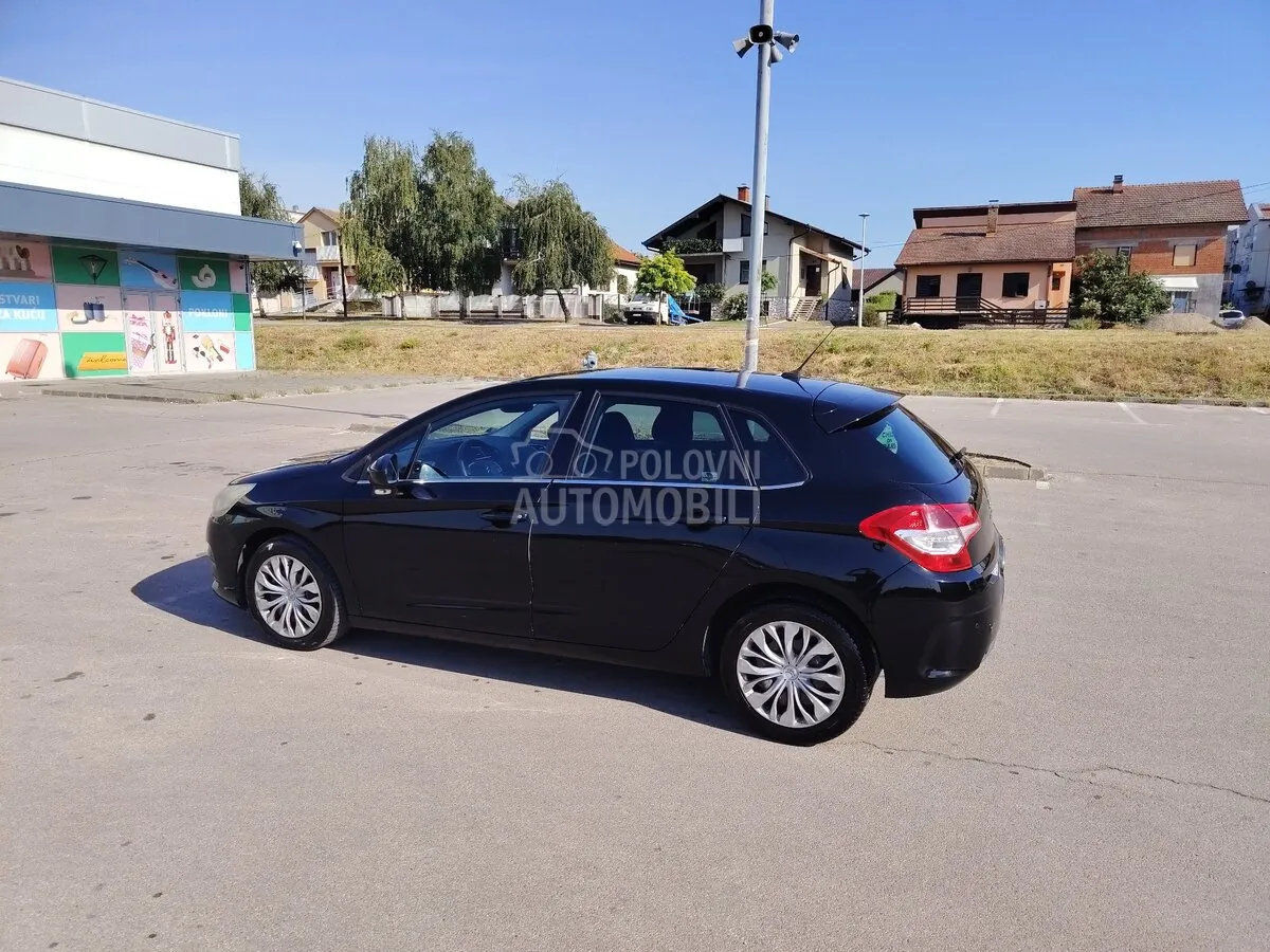 Citroen C4 2012 photo 3