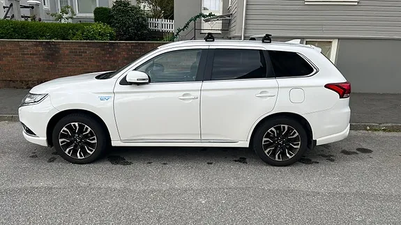 Mitsubishi Outlander 2016 photo 4