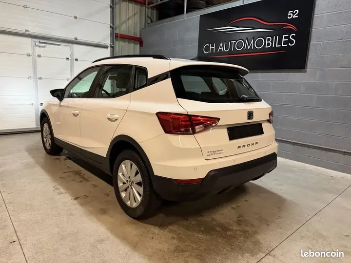 Seat Arona 2019 photo 5