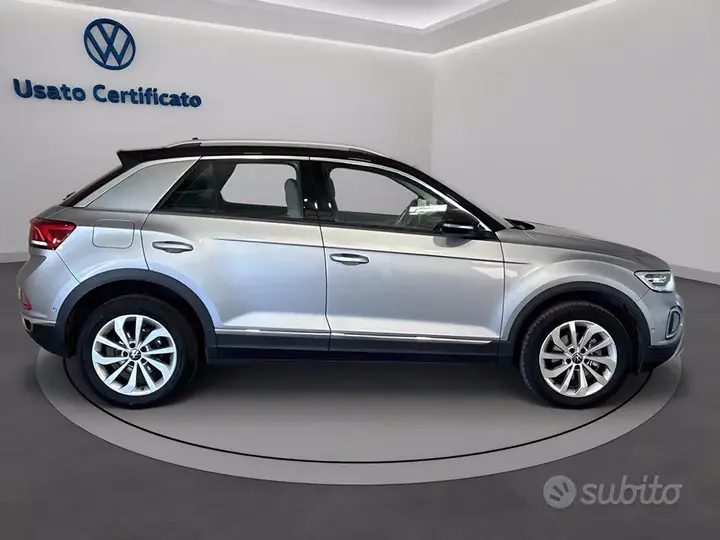 Volkswagen T-Roc 2024 photo 2