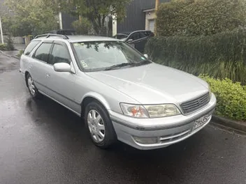 Toyota Mark Ii 1999 photo 2