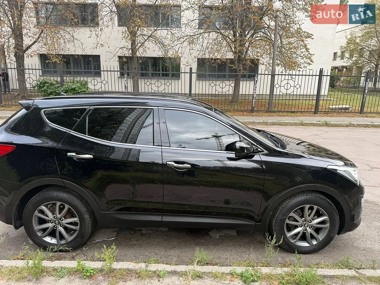 Hyundai Santa Fe 2013 photo 2