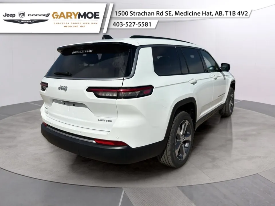 Jeep Grand Cherokee L 2026 photo 3