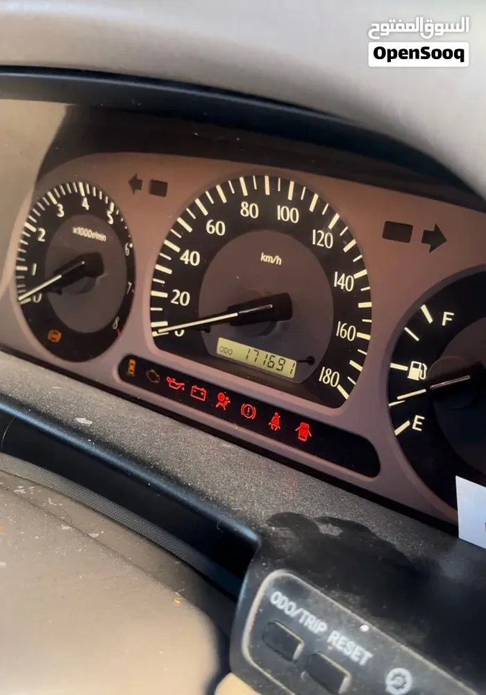 Toyota Crown 2003 photo 2