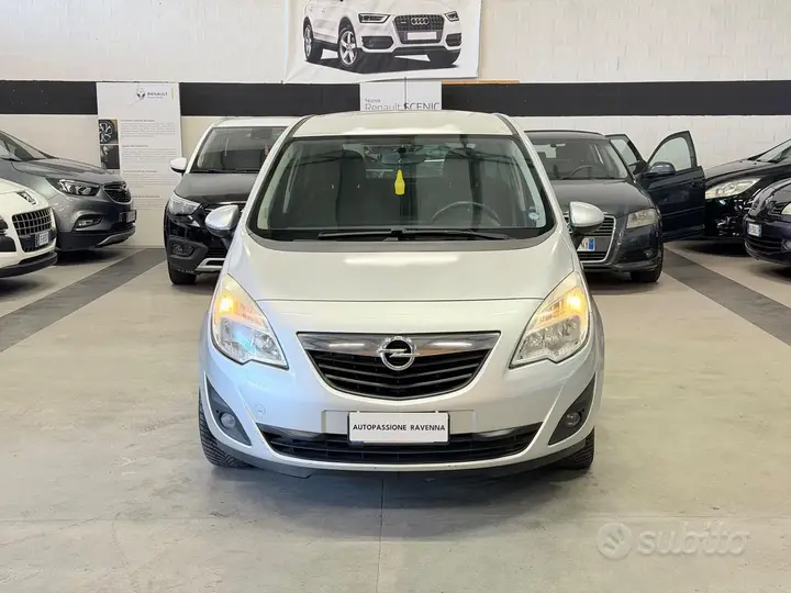 Opel Meriva 2012 photo 2
