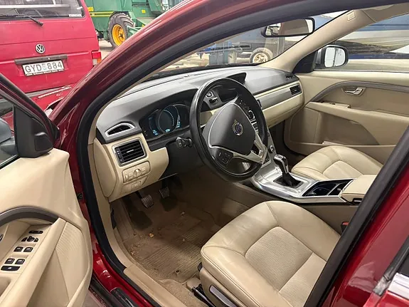 Volvo V70 2014 photo 3
