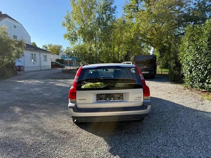 Volvo V70