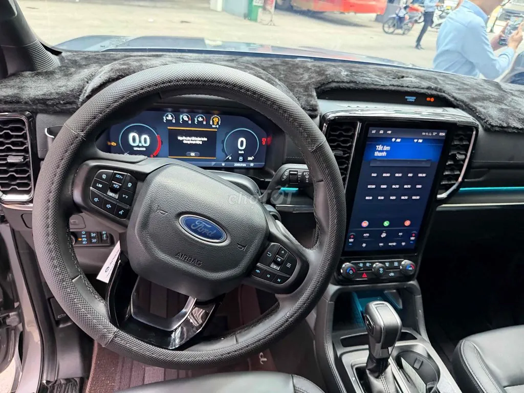 Ford Everest 2025 photo 3