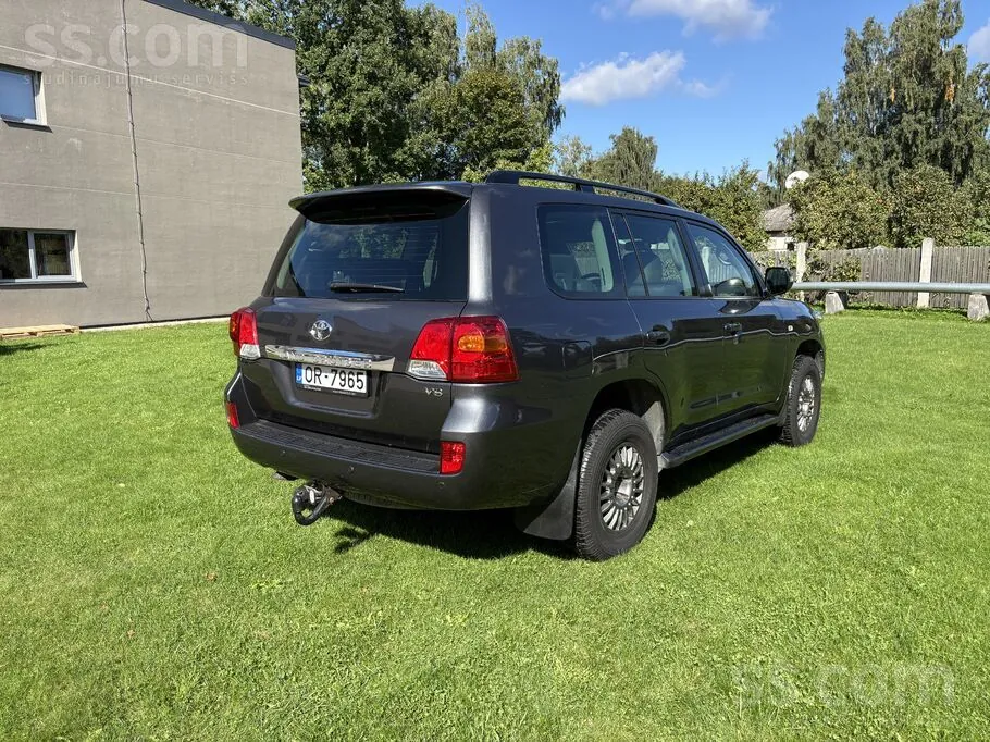 Toyota Land Cruiser 2008 photo 5