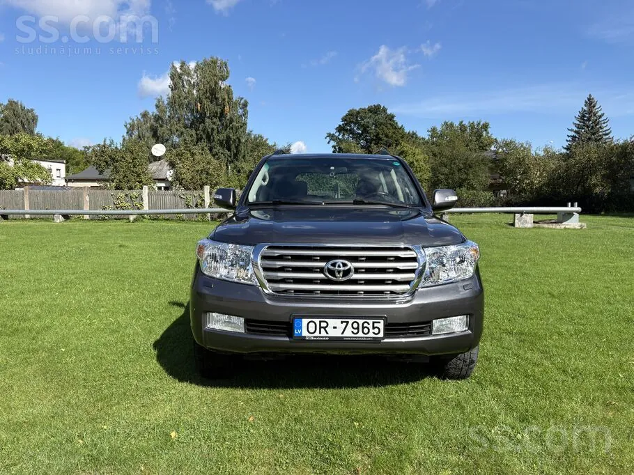 Toyota Land Cruiser 2008 photo 3