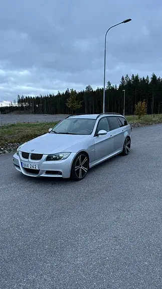 BMW 325I 2006 photo 2