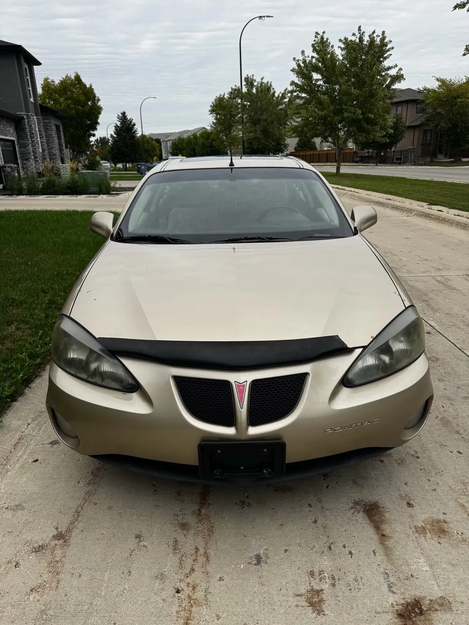 Pontiac Grand Prix 2005 photo 2