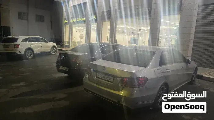 Mercedes-Benz E 200