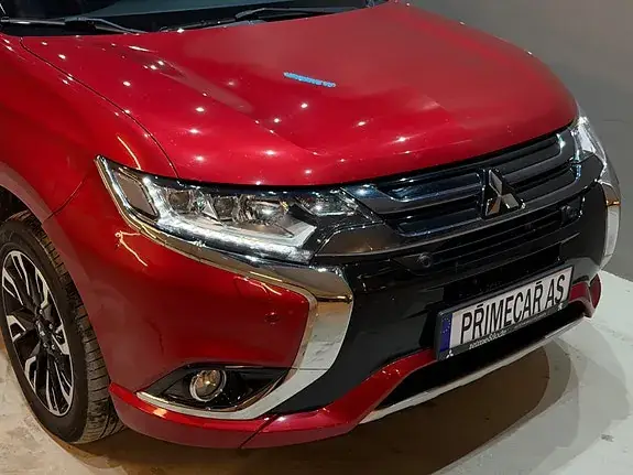 Mitsubishi Outlander 2016 photo 3