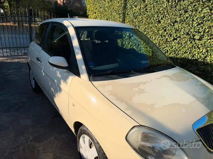 Lancia Ypsilon 2004 photo 5