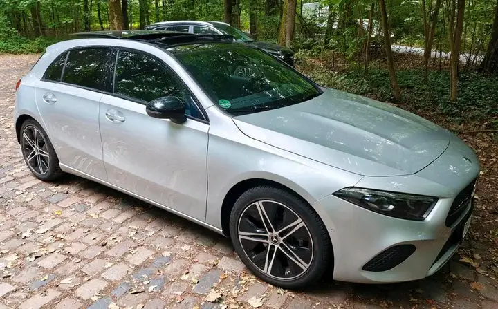 Mercedes-Benz A 200