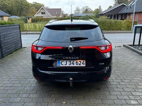 Renault Megane Iv 2017 photo 2