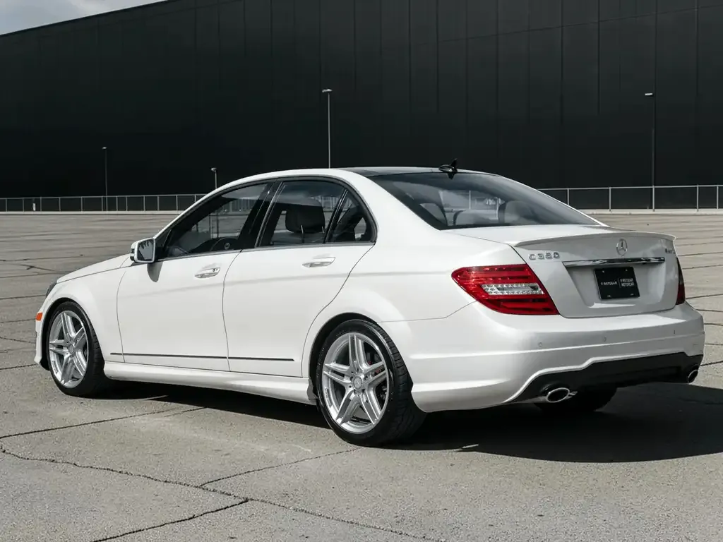 Mercedes-Benz C-Class 2013 photo 5