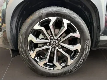 Toyota Yaris Cross 2025 photo 2