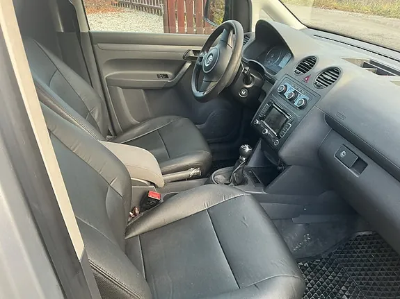 Volkswagen Caddy Maxi 2011 photo 5