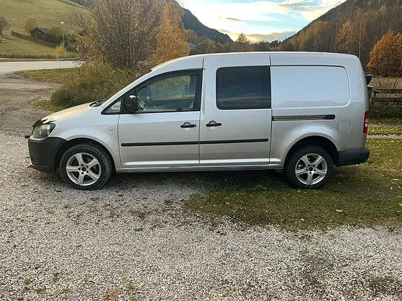 Volkswagen Caddy Maxi 2011 photo 2