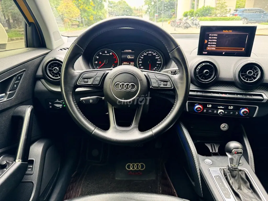 Audi Q2 2019 photo 2