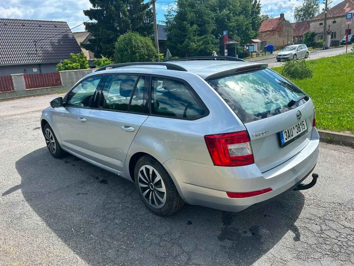 Skoda Octavia photo 4