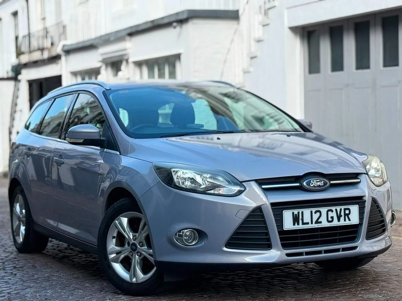 Ford Focus 2012 photo 3