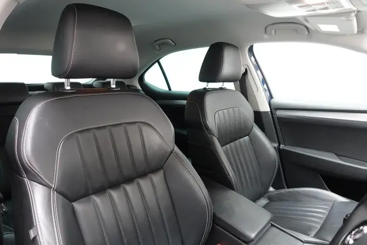 Skoda Superb 2020 photo 3