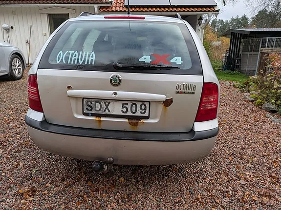 Skoda Octavia 2001 photo 4