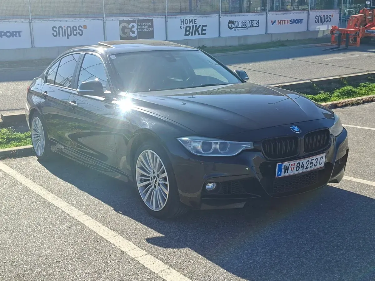 BMW 3 Series 2013 photo 2