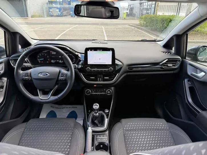 Ford Fiesta 2017 photo 2
