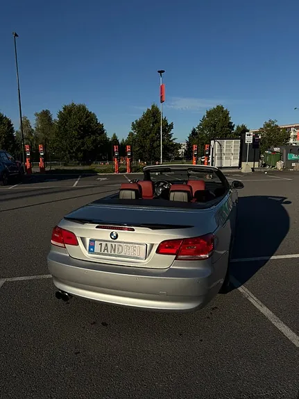 BMW 320I 2008 photo 4