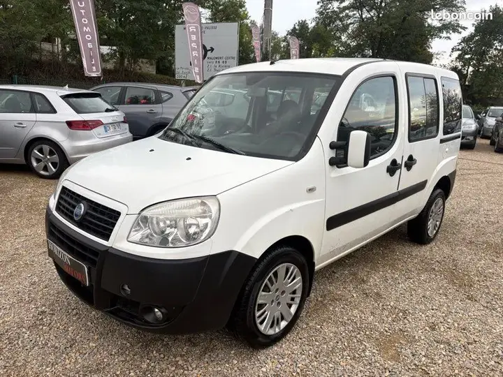 Fiat Doblo 2007 photo 2