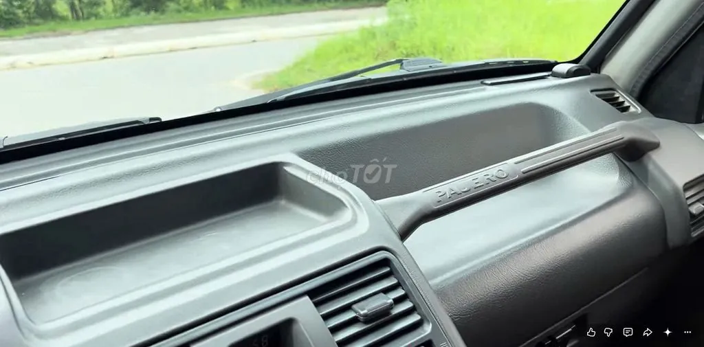 Mitsubishi Pajero 2003 photo 4