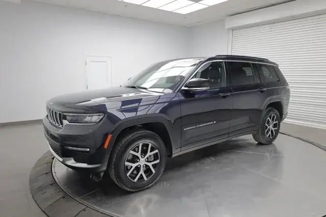 Jeep Grand Cherokee L 2024 photo 4