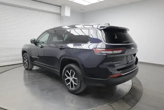 Jeep Grand Cherokee L 2024 photo 5